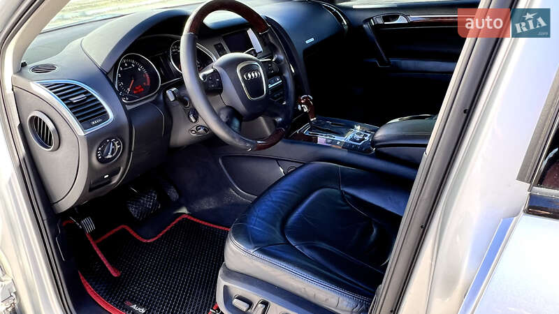 Внедорожник / Кроссовер Audi Q7 2007 в Запорожье
