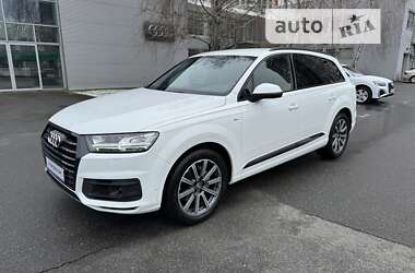 Позашляховик / Кросовер Audi Q7 2016 в Києві