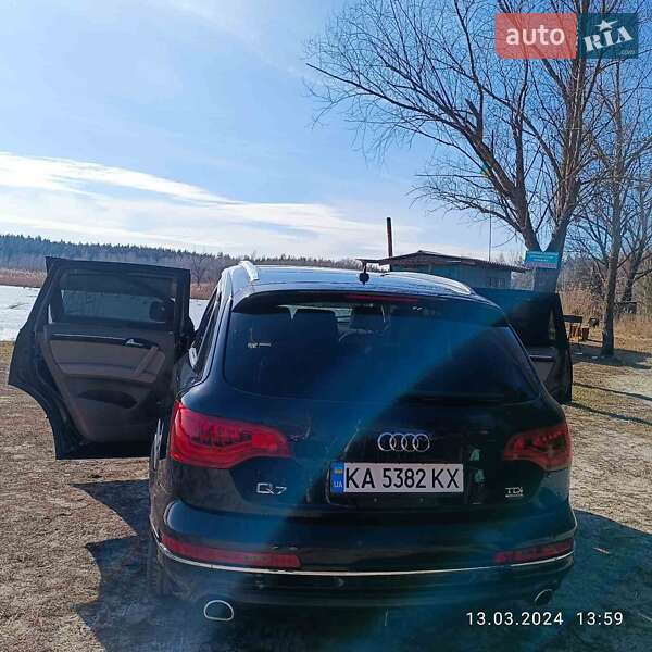 Внедорожник / Кроссовер Audi Q7 2013 в Ахтырке