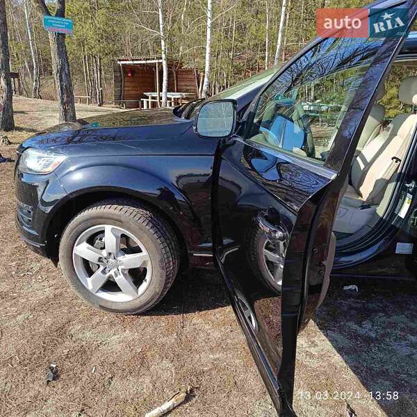 Внедорожник / Кроссовер Audi Q7 2013 в Ахтырке