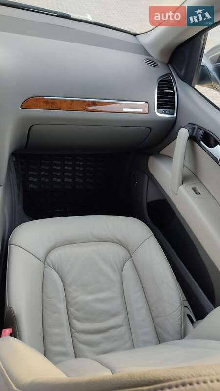 Внедорожник / Кроссовер Audi Q7 2015 в Бродах