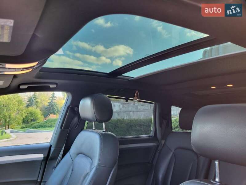 Позашляховик / Кросовер Audi Q7 2015 в Черкасах