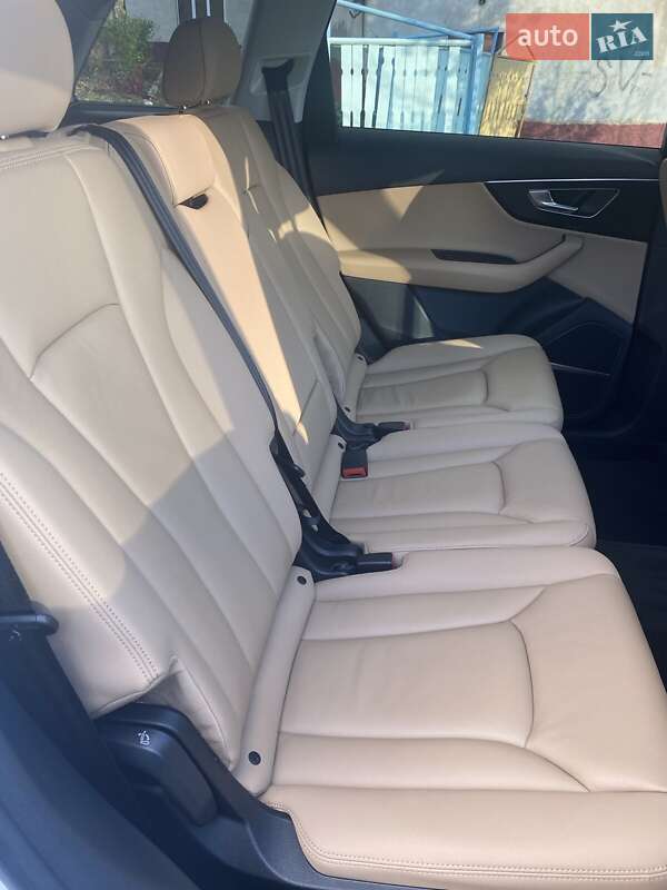 Внедорожник / Кроссовер Audi Q7 2020 в Тернополе