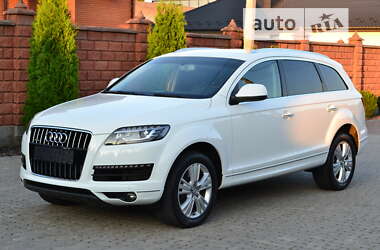 Позашляховик / Кросовер Audi Q7 2013 в Рівному