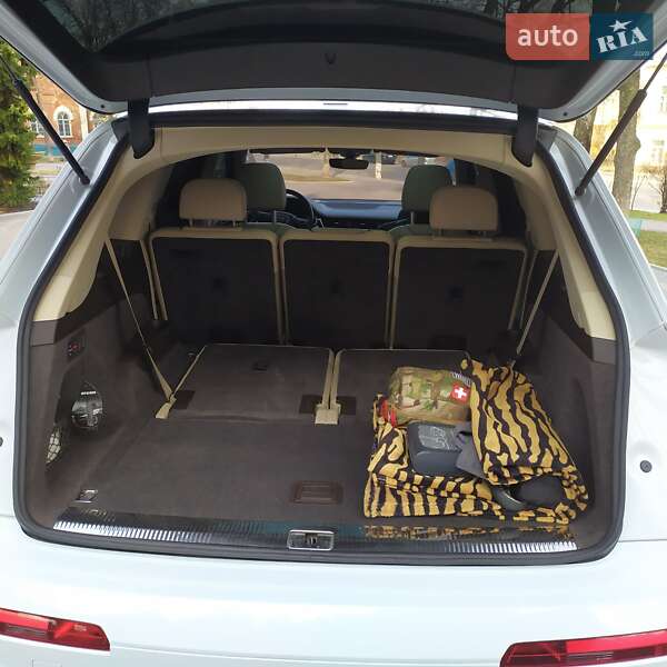 Позашляховик / Кросовер Audi Q7 2017 в Сумах