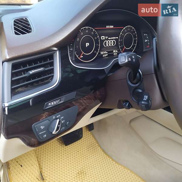 Позашляховик / Кросовер Audi Q7 2017 в Сумах