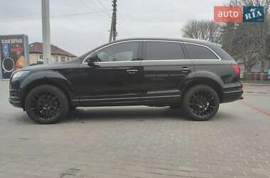 Внедорожник / Кроссовер Audi Q7 2011 в 