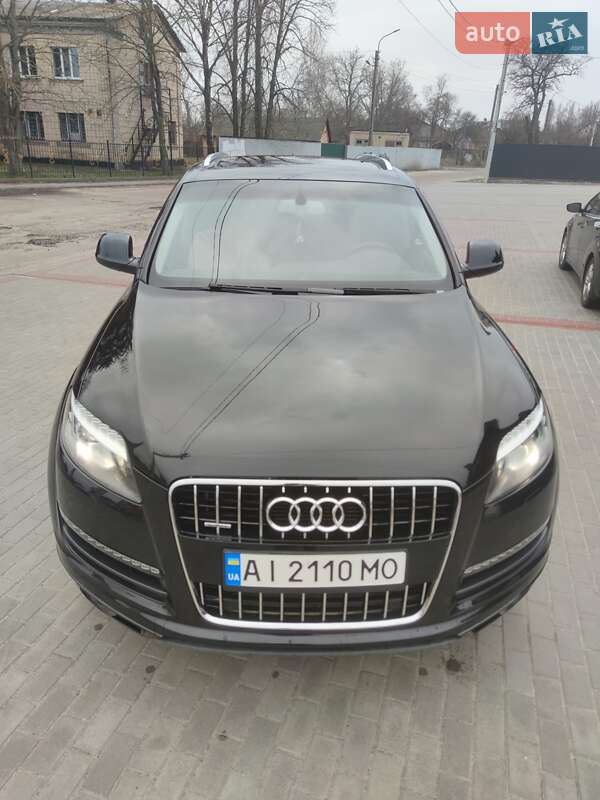 Внедорожник / Кроссовер Audi Q7 2011 в Березане