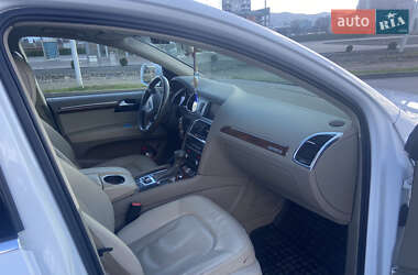 Позашляховик / Кросовер Audi Q7 2011 в Хусті