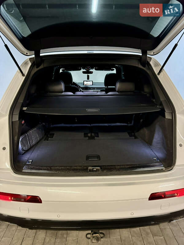 Внедорожник / Кроссовер Audi Q7 2016 в Одессе