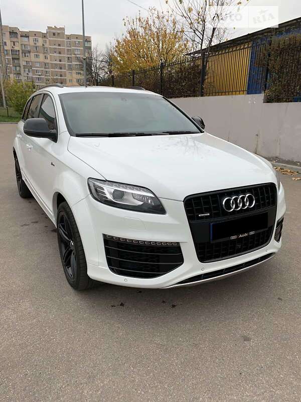 Audi Q7 2015