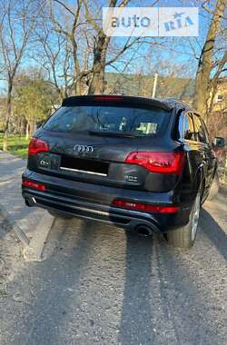 Позашляховик / Кросовер Audi Q7 2013 в Одесі