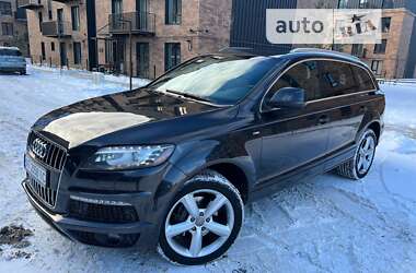 Позашляховик / Кросовер Audi Q7 2013 в Одесі