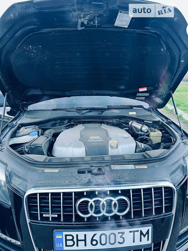 Позашляховик / Кросовер Audi Q7 2013 в Білгороді-Дністровському