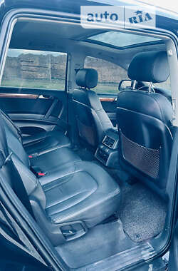 Внедорожник / Кроссовер Audi Q7 2013 в 