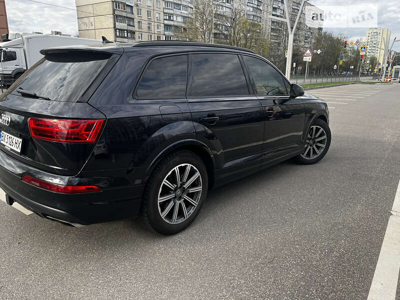 Внедорожник / Кроссовер Audi Q7 2017 в Харькове