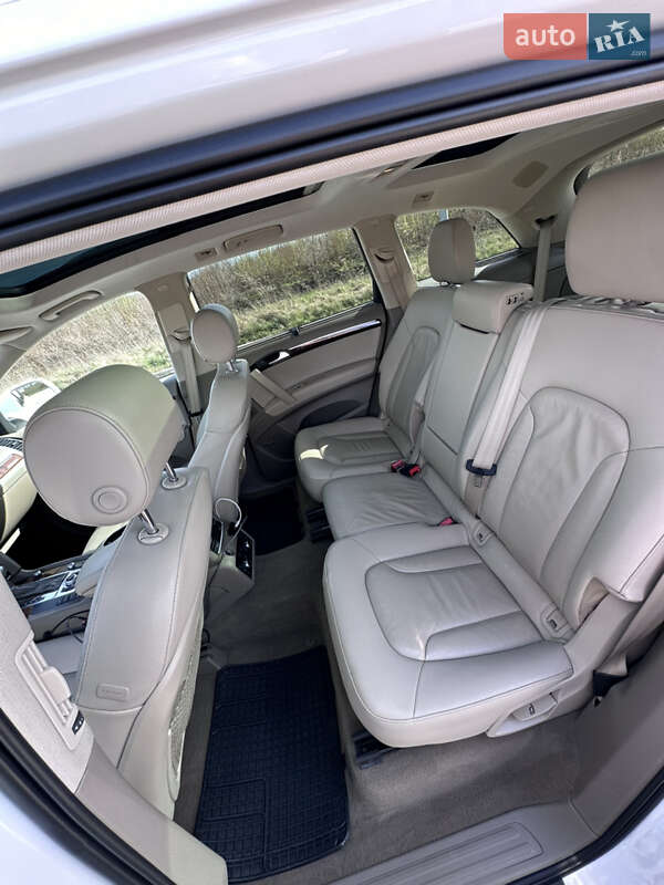Позашляховик / Кросовер Audi Q7 2011 в Хмельницькому