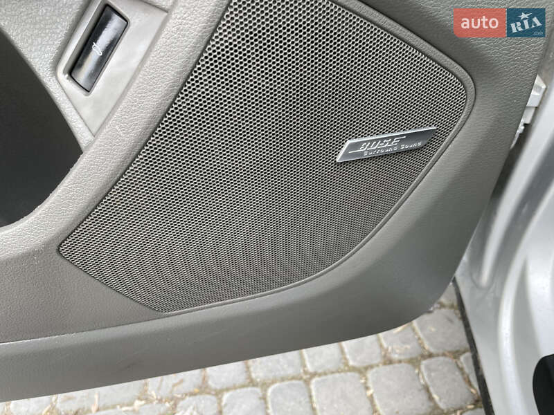 Позашляховик / Кросовер Audi Q7 2012 в Львові
