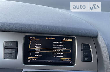Внедорожник / Кроссовер Audi Q7 2014 в 