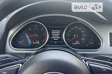 Внедорожник / Кроссовер Audi Q7 2014 в 