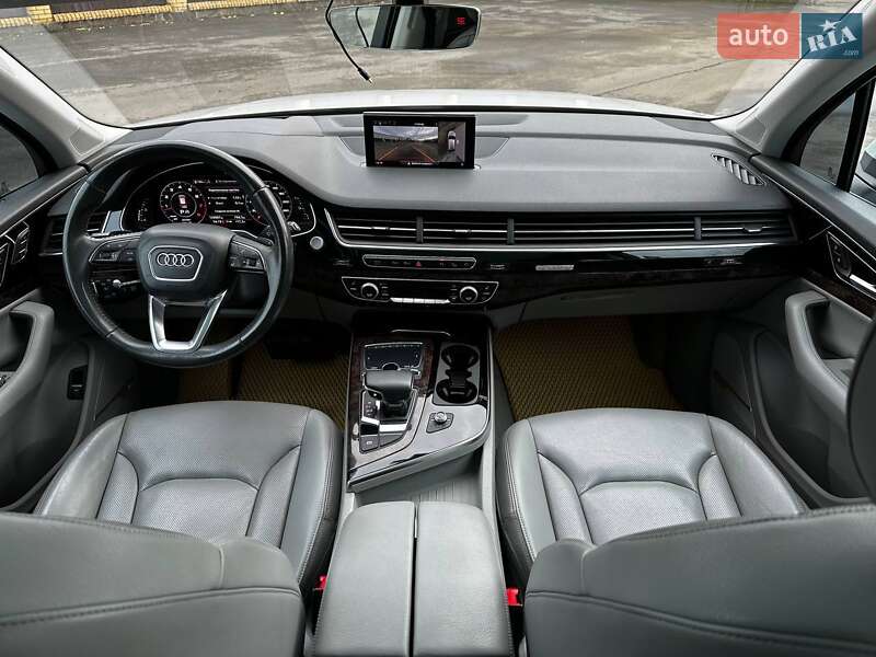 Внедорожник / Кроссовер Audi Q7 2017 в Ивано-Франковске