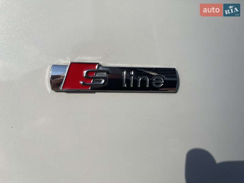Позашляховик / Кросовер Audi Q7 2013 в Києві