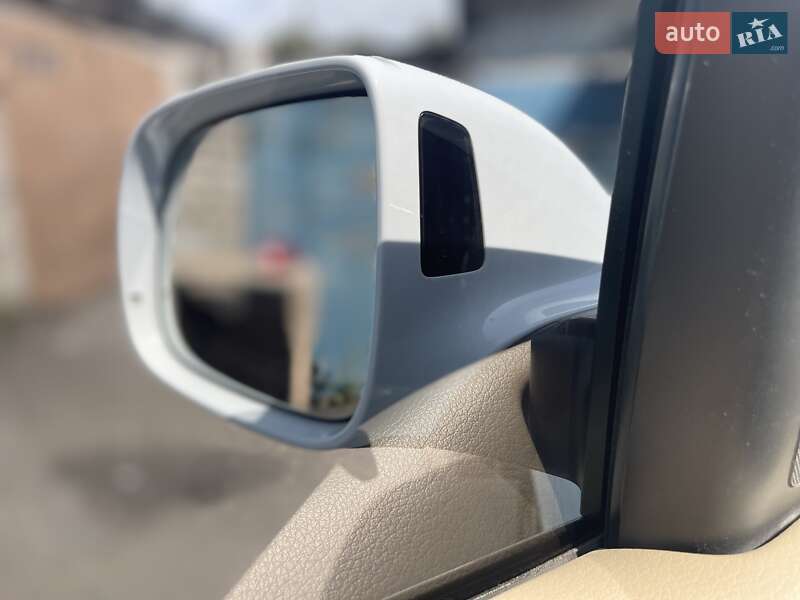 Позашляховик / Кросовер Audi Q7 2013 в Києві