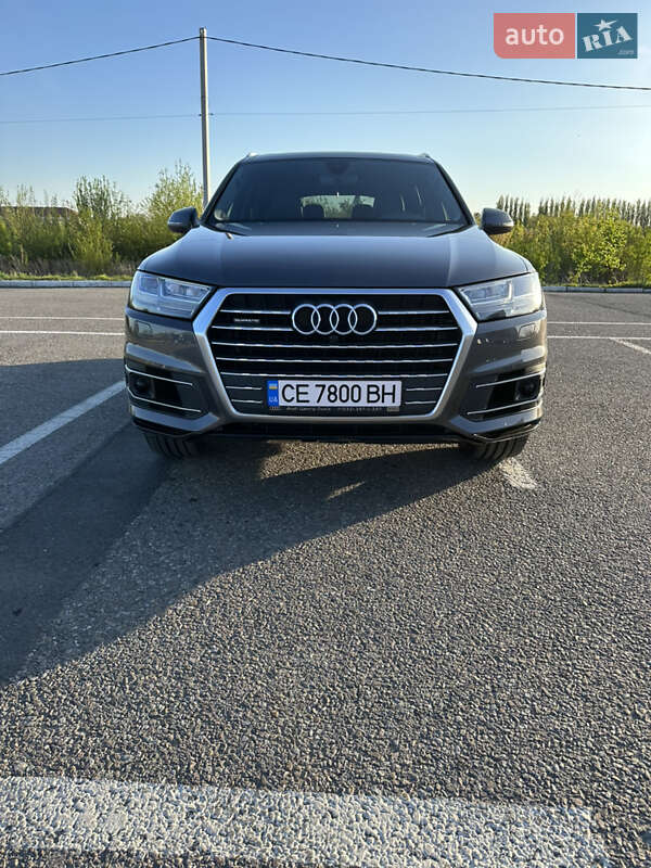 Внедорожник / Кроссовер Audi Q7 2019 в Черновцах