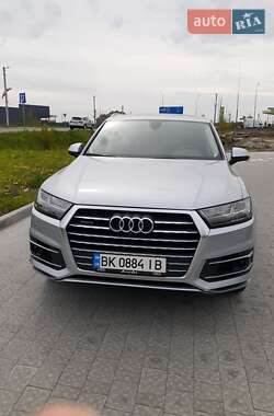 Внедорожник / Кроссовер Audi Q7 2018 в Львове