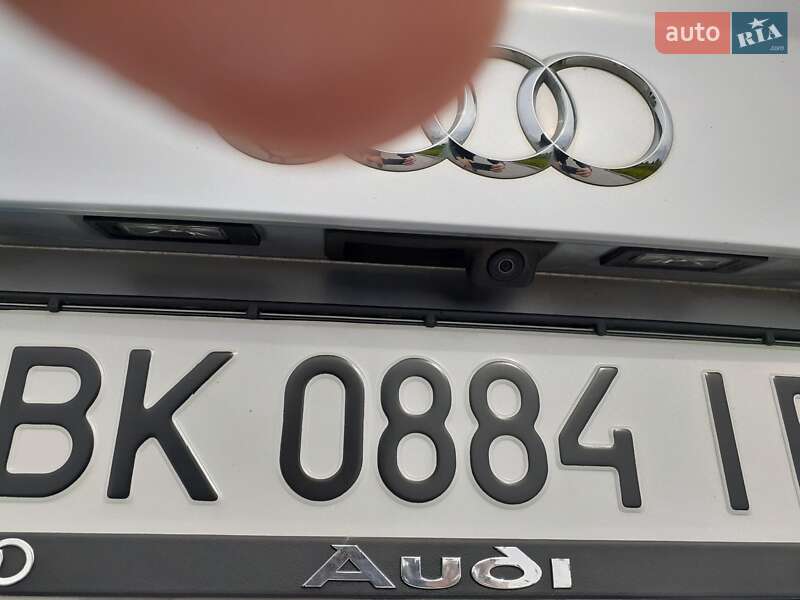 Позашляховик / Кросовер Audi Q7 2018 в Львові