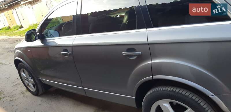 Внедорожник / Кроссовер Audi Q7 2013 в Хмельницком