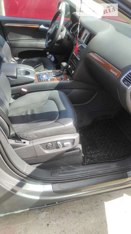 Позашляховик / Кросовер Audi Q7 2014 в Харкові
