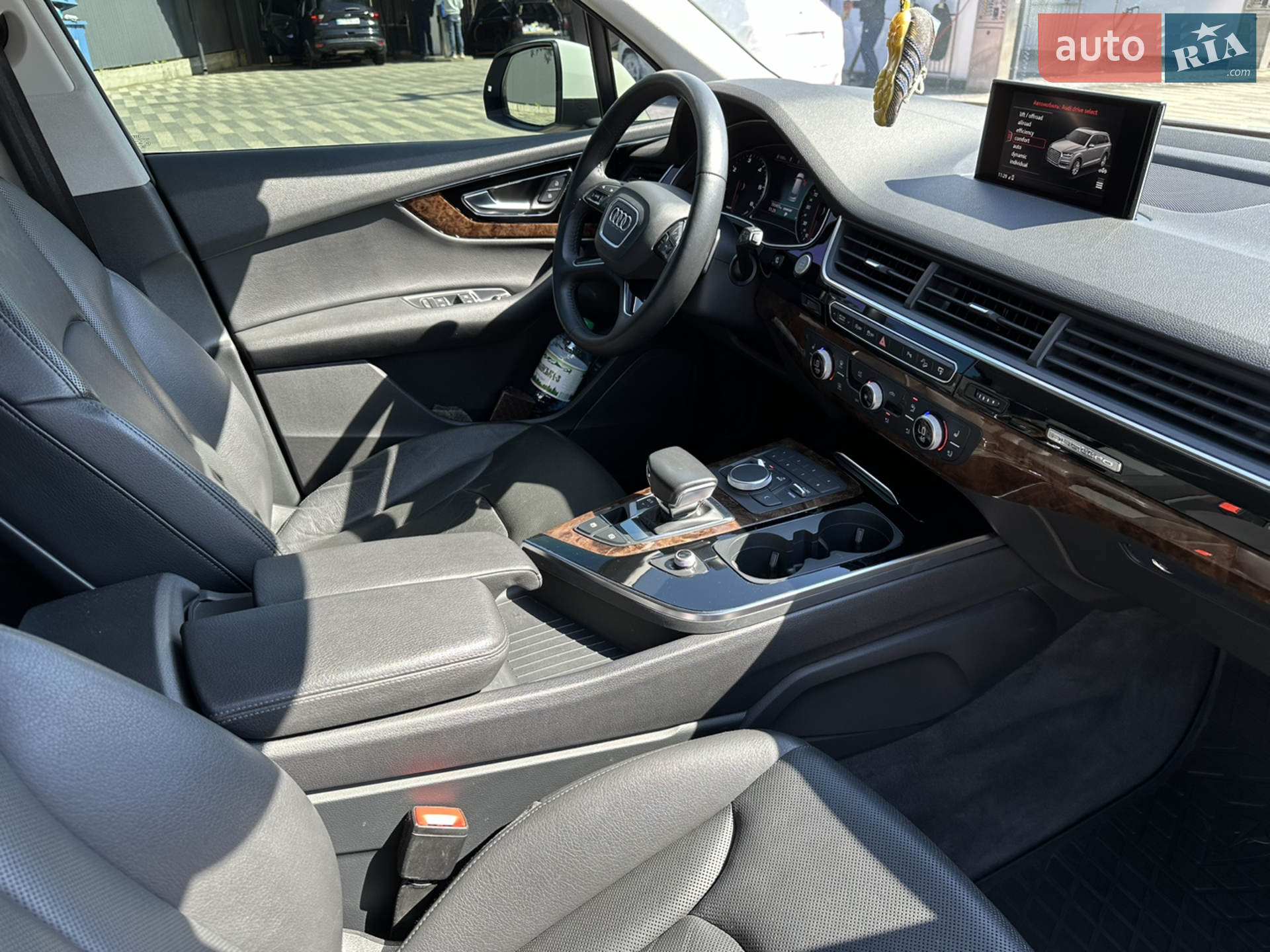 2017 Audi Q7 - мініатюра 75