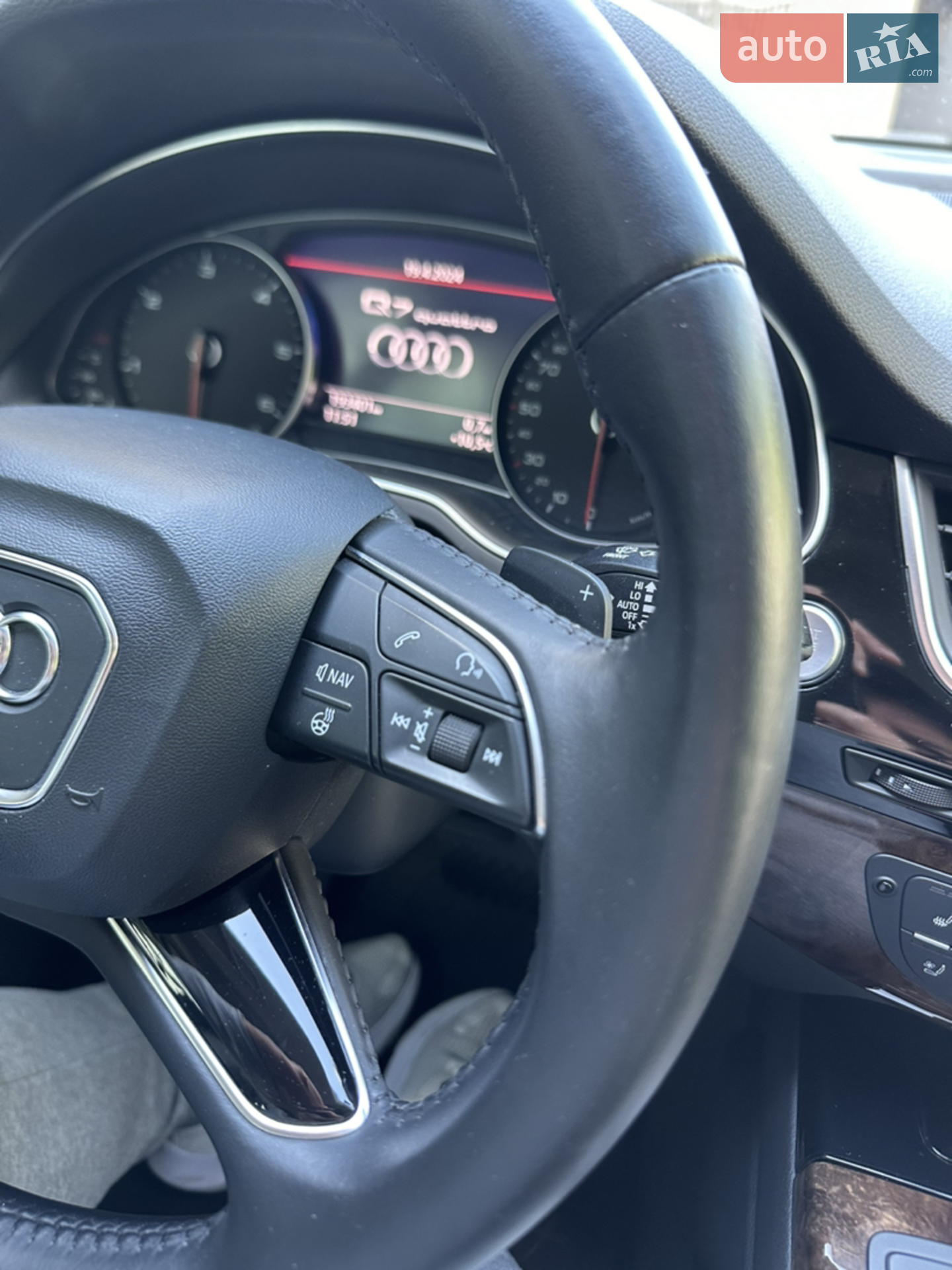 2017 Audi Q7 - мініатюра 101