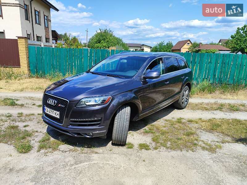 Внедорожник / Кроссовер Audi Q7 2014 в Киеве