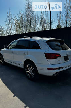 Внедорожник / Кроссовер Audi Q7 2013 в Киеве