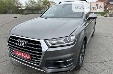 Внедорожник / Кроссовер Audi Q7 2015 в Полтаве