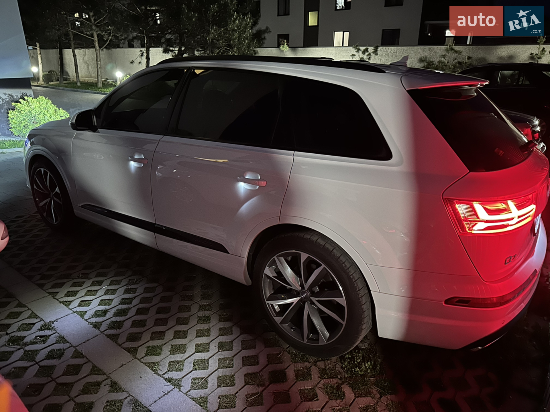 2017 Audi Q7 - мініатюра 11