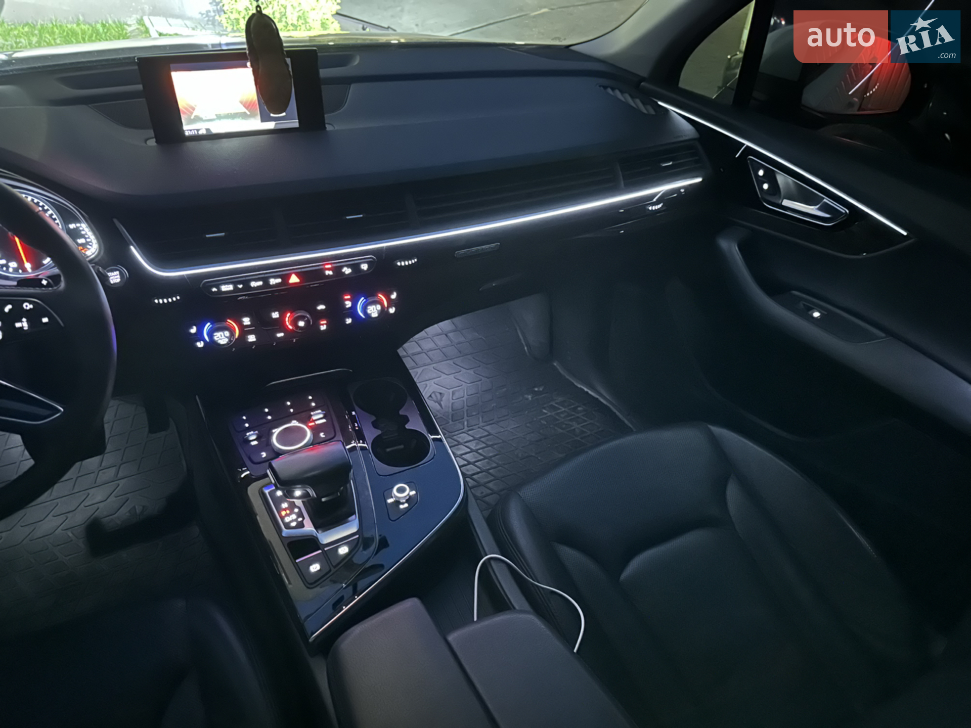 2017 Audi Q7 - мініатюра 13