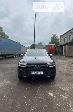 Внедорожник / Кроссовер Audi Q7 2016 в Тячеве