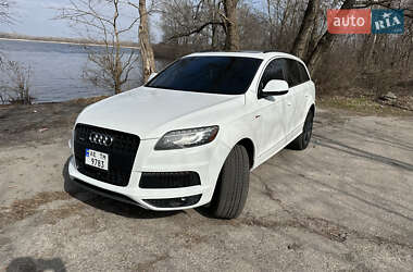 Внедорожник / Кроссовер Audi Q7 2014 в Днепре