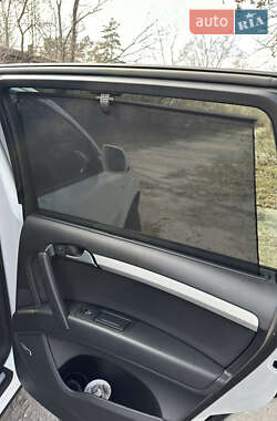 Внедорожник / Кроссовер Audi Q7 2014 в Днепре