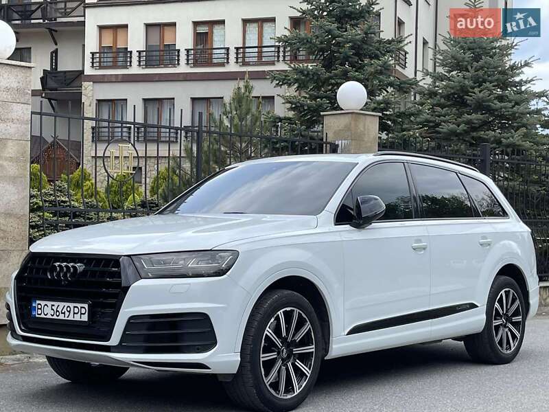 Позашляховик / Кросовер Audi Q7 2017 в Трускавці