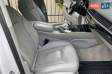 Внедорожник / Кроссовер Audi Q7 2017 в 