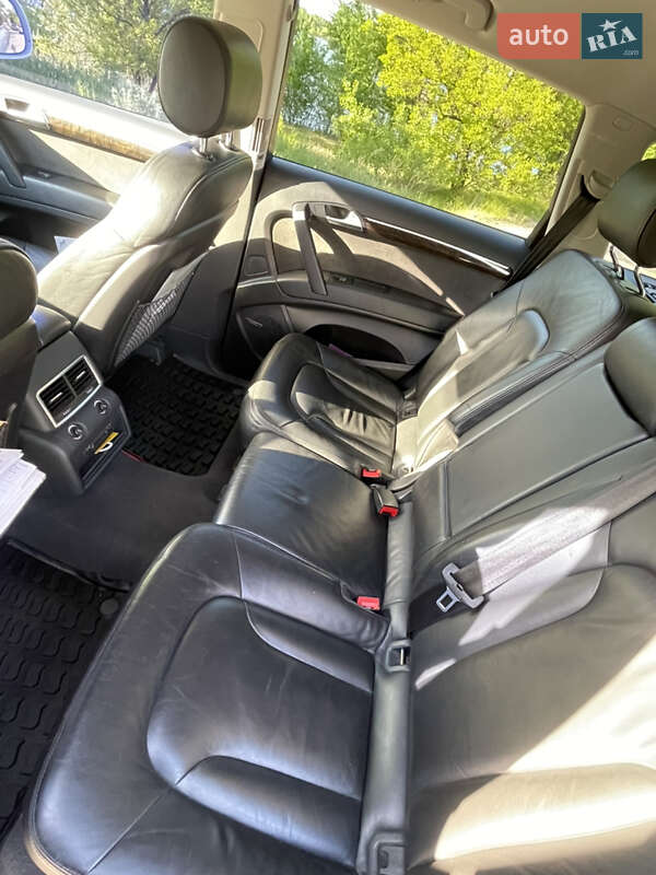 Внедорожник / Кроссовер Audi Q7 2014 в Каменском