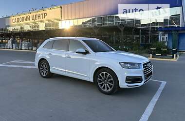 Внедорожник / Кроссовер Audi Q7 2017 в Сумах