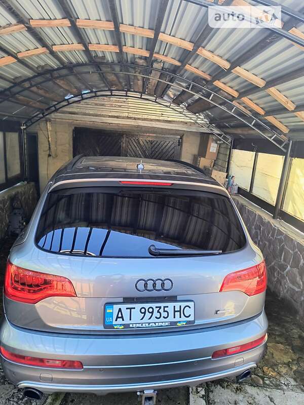Позашляховик / Кросовер Audi Q7 2014 в Долині