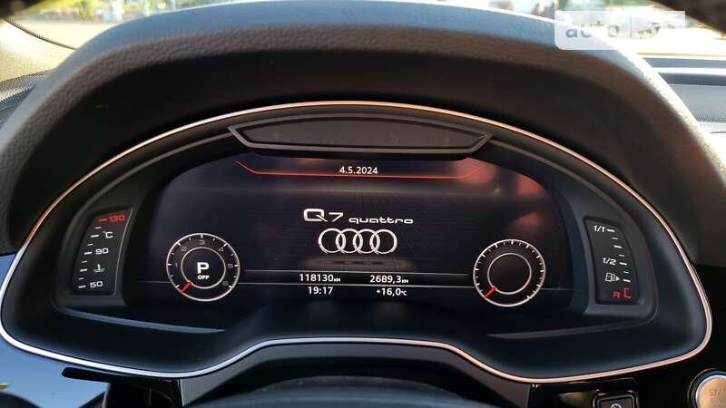 Позашляховик / Кросовер Audi Q7 2016 в Києві