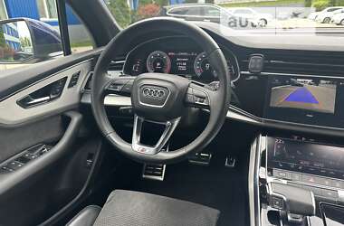 Позашляховик / Кросовер Audi Q7 2020 в Києві