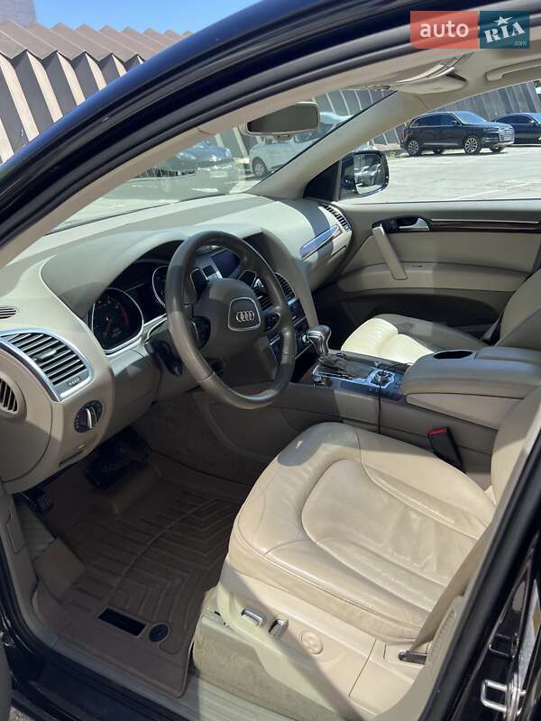 Внедорожник / Кроссовер Audi Q7 2011 в Киеве